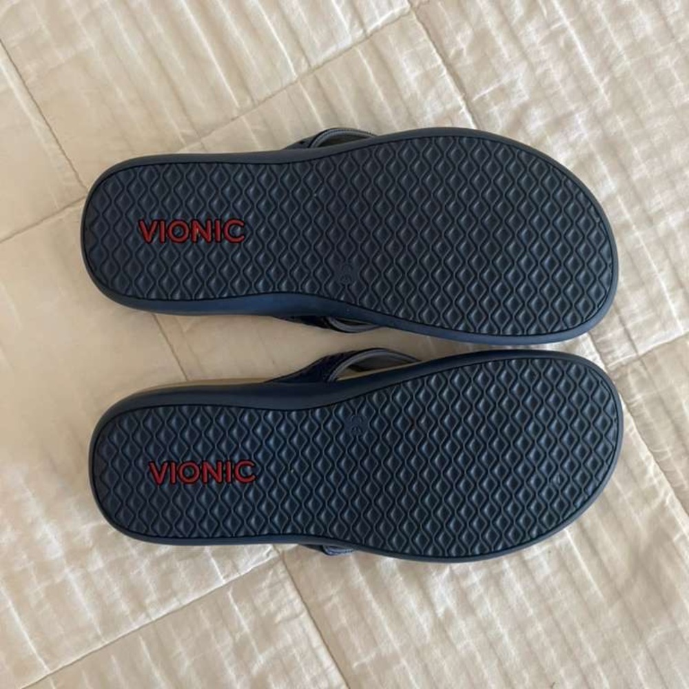 Vionic TIDE TOE POST SANDAL - Picture 7 of 7